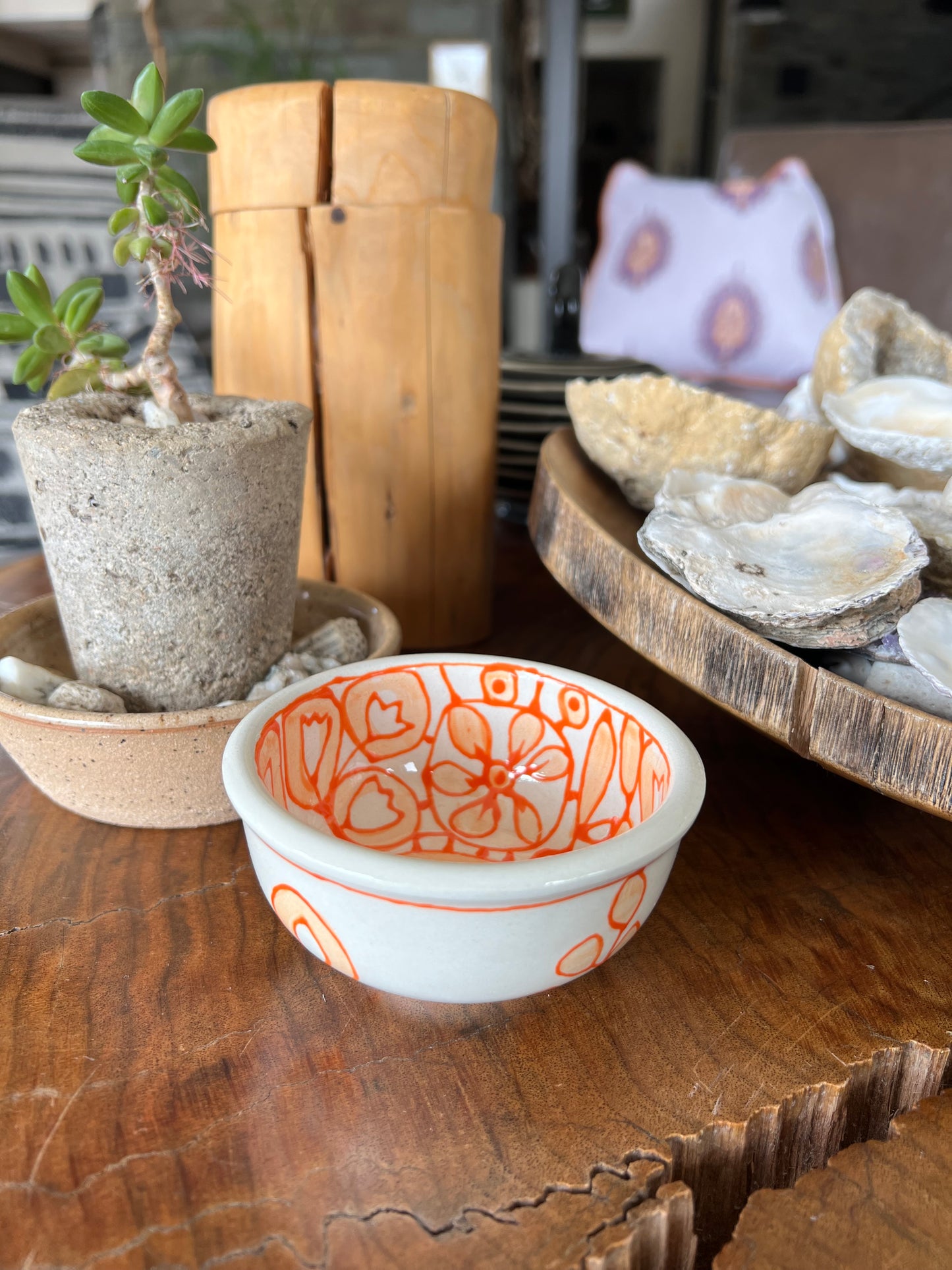 Small bowls/ramekin/3” sauce cup